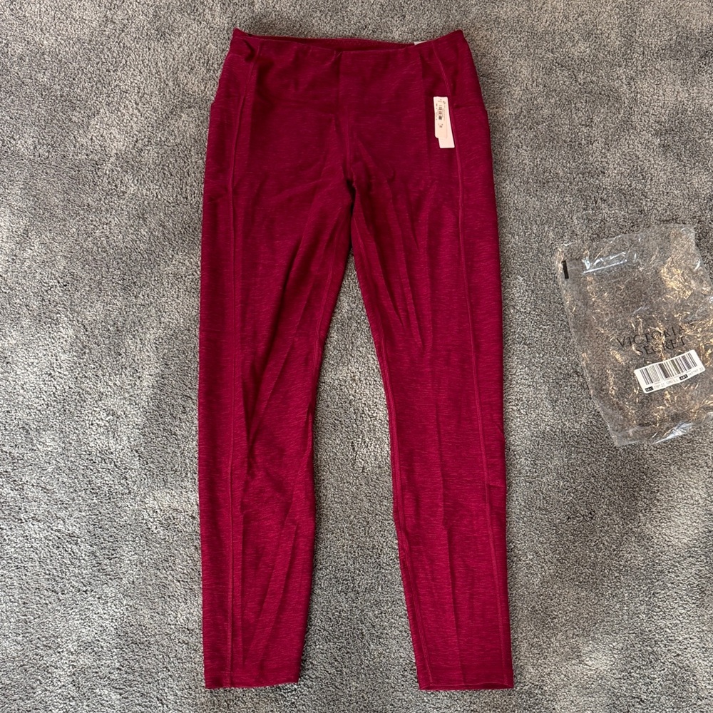 Victoria's Secret Womans Burgundy Leggings - Essential Legging - Flow On Point